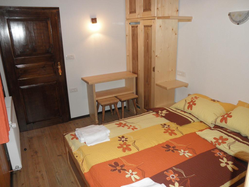 Holiday Home Cumar Cerkno Ruang foto