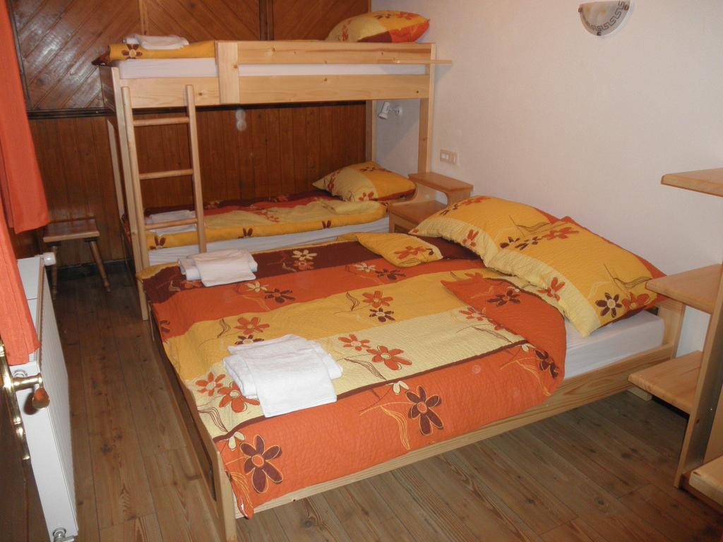 Holiday Home Cumar Cerkno Ruang foto